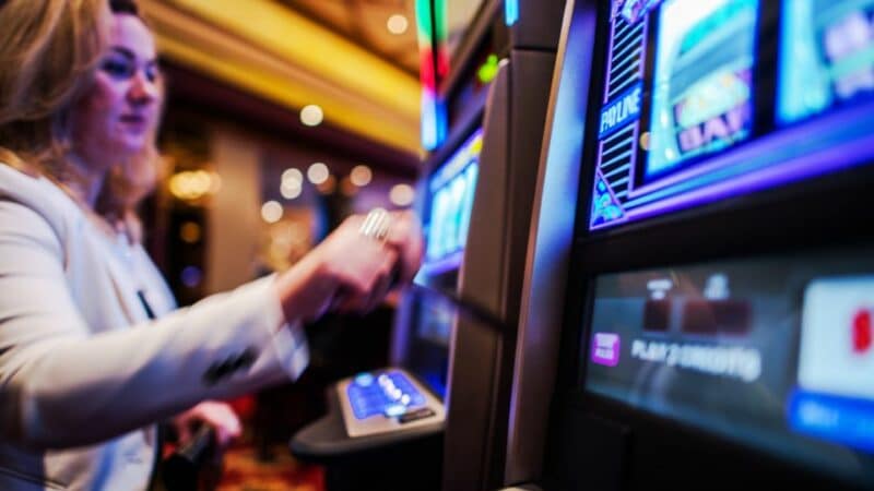 לשבור סטריאוטיפים כיצד הימורים מקוונים משנים את הדרך בה אנו נהנים ממשחקי קזינו